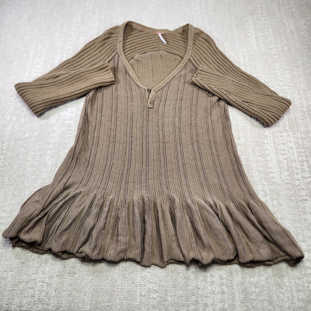 Free People Shirt Women Small Ribs and Ruffles Army Green Long Sleeve Knit Tunic